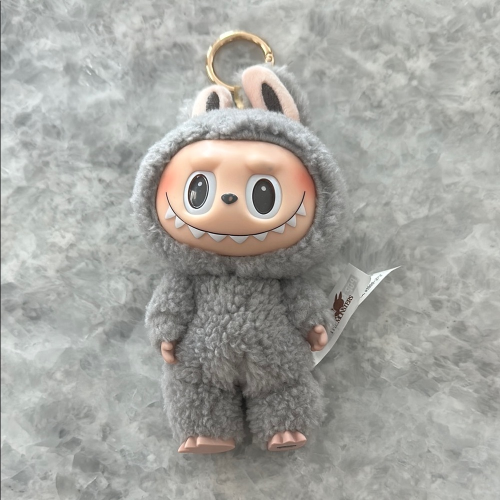 Labubu macaron
